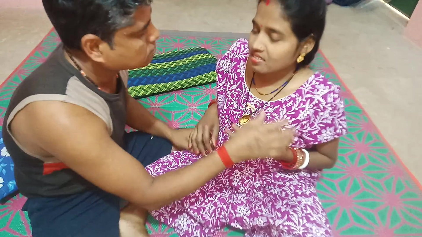 I called my girlfriend home, made her naked, fucked her and made her pussy cum