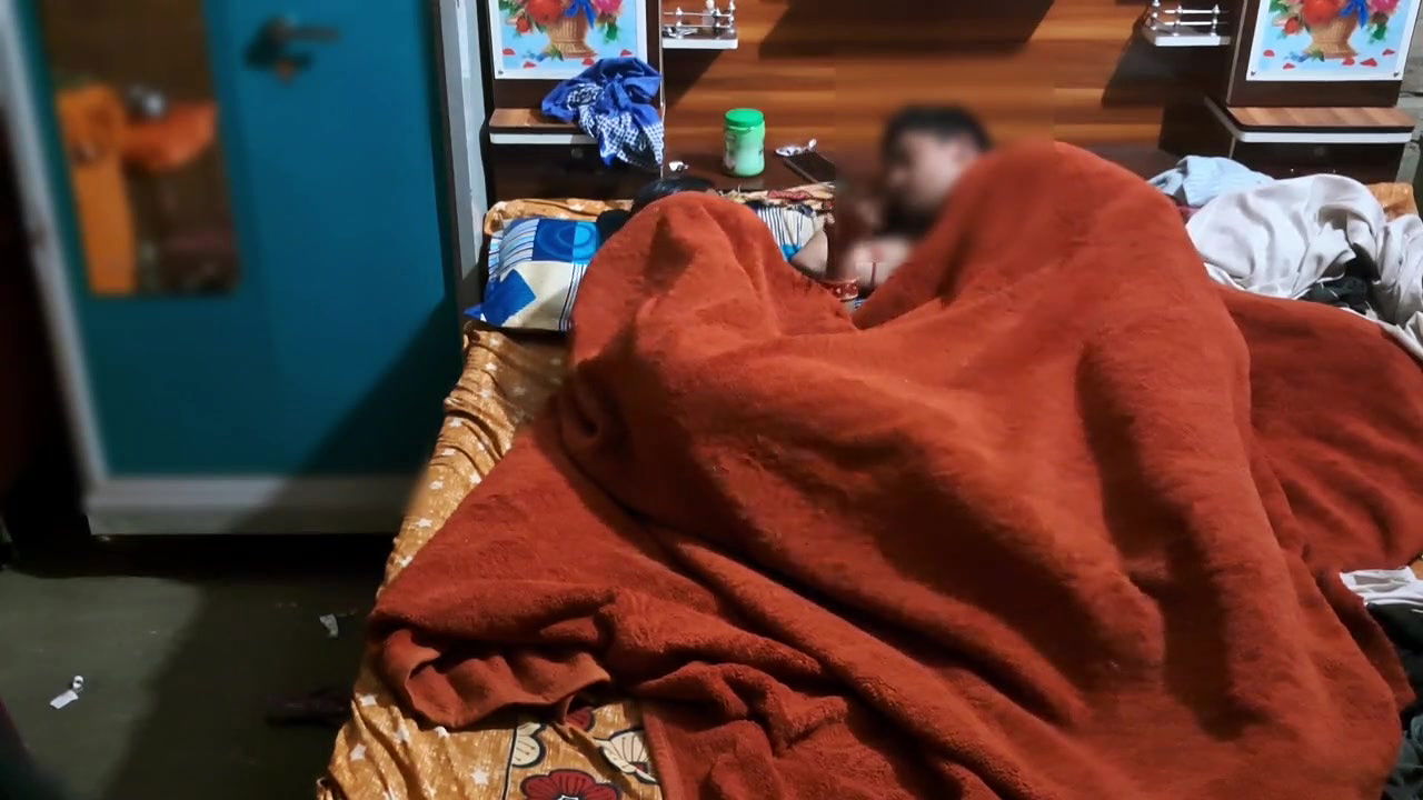 New bur chudai video upload amazing video for her real Indian girl bur chudai video