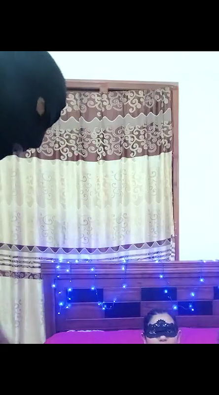 Wife Big Boobs – Threesome STRIPCHAT