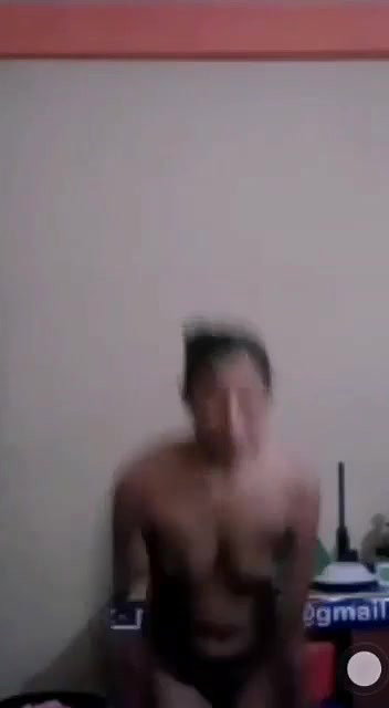 Cute Lankan Girl Showing