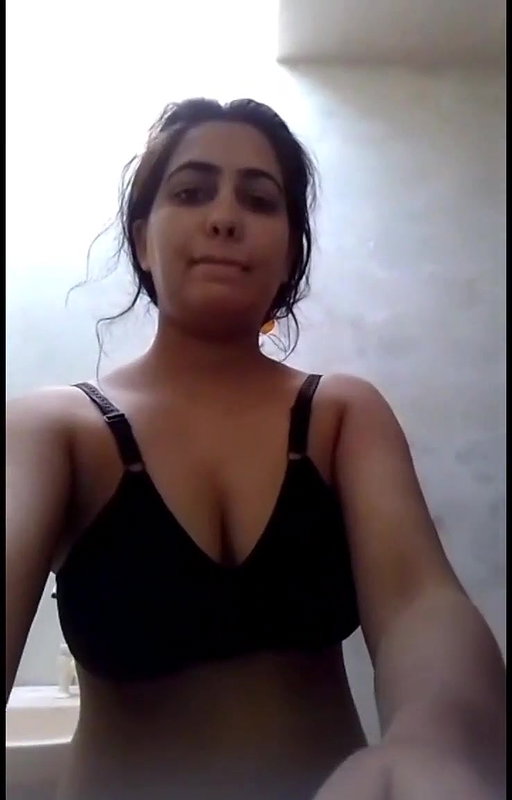 Desi Supr Cute paki Bhabhiji