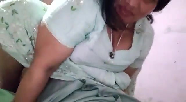 Village bhabhi riding