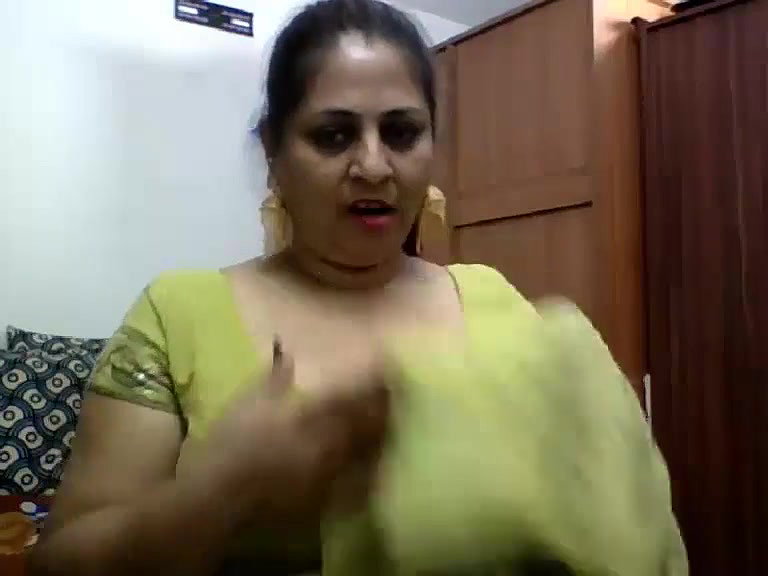 anarkali bhabhi on cam show 1