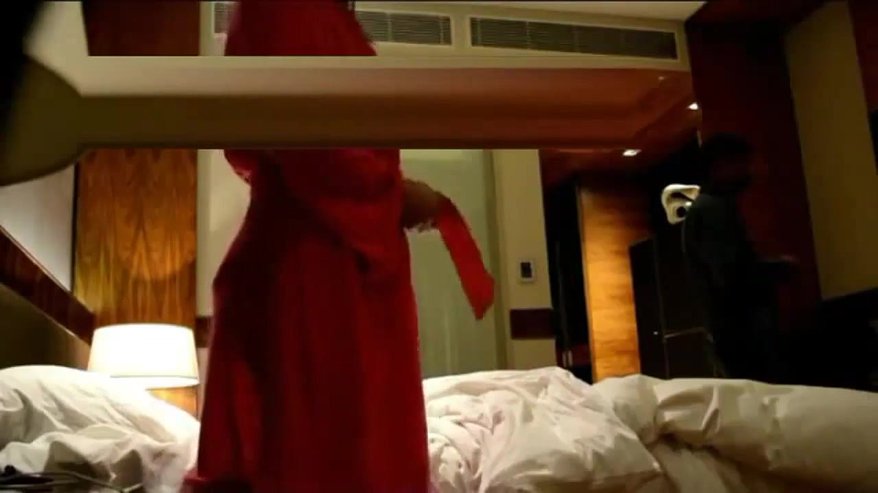 aunty teasing room service