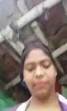 Desi Village Married girl with huge hanging boobs showing outdoor