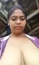 Desi Village Married girl with huge hanging boobs showing outdoor