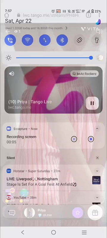 Sexy girl comes out to gf