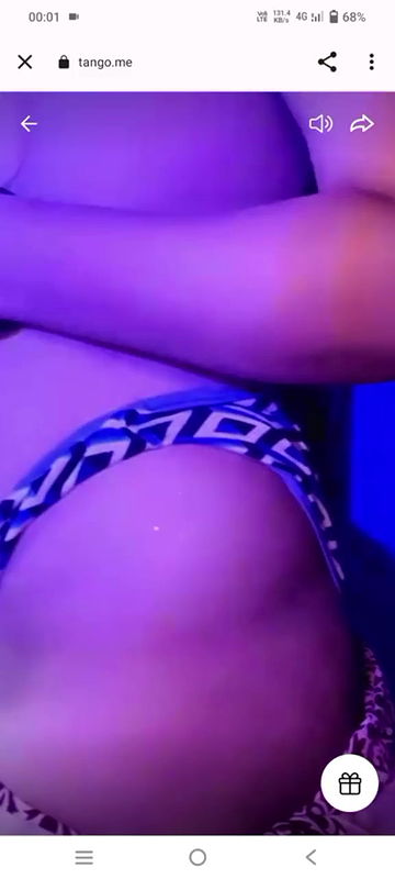 Sexy Girl Bra Boobs Nipple Clamp Show