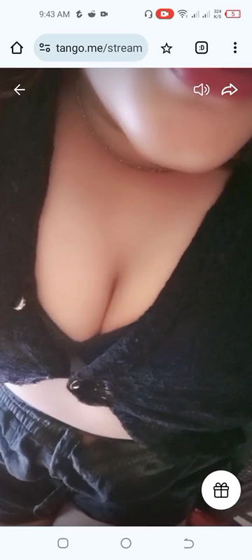 Sexy Girl Bra Big Boobs Show Nipple Pinching