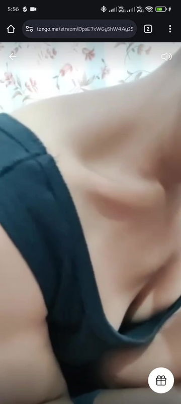 Sexy girl bathing in bathroom pussy showing