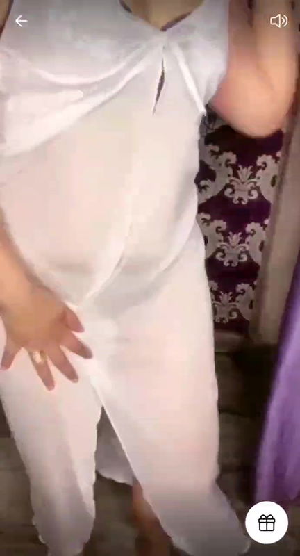 Sexy Desi Indian Bhabhi In Blue Saree