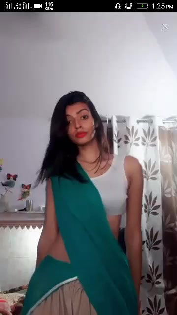 Sexy desi bhabhi ko pattaya aur mare bana fucked