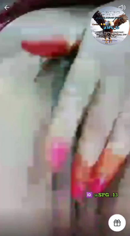 Sexy college student shaven pussy