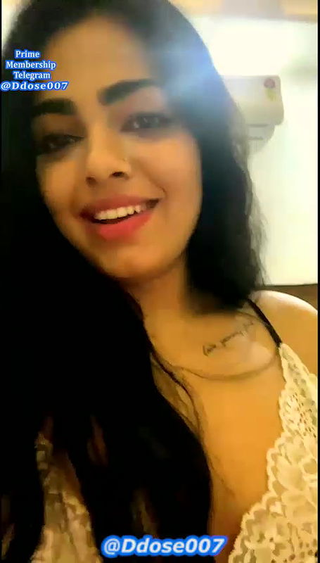 Sexy big tits and hot pussy India girl