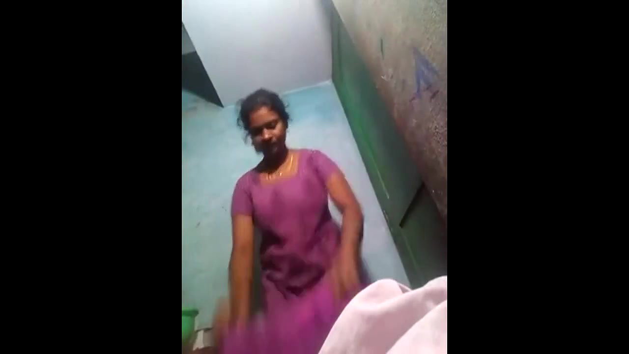 cochin wife filmed changing sari