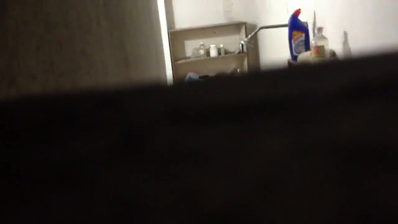 desi aunt bathing hidden cam