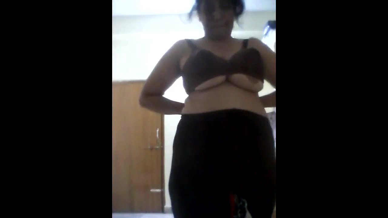 desi hot chubby aunt removing chudi bra and panties and showing her big round milky boobs and pussy