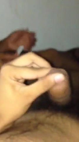 Hoot DEsin Raani hj and puts condom and then Fucking