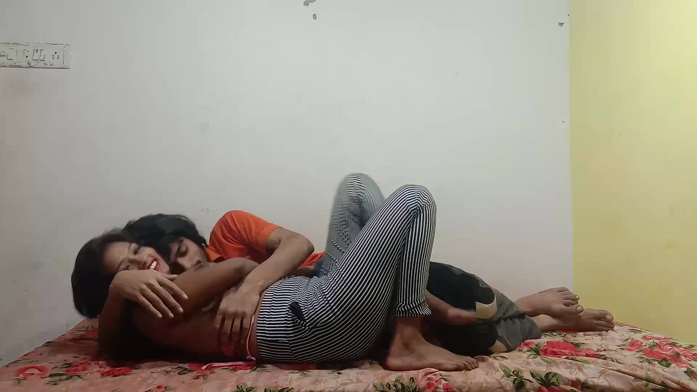 indian college girl seducing