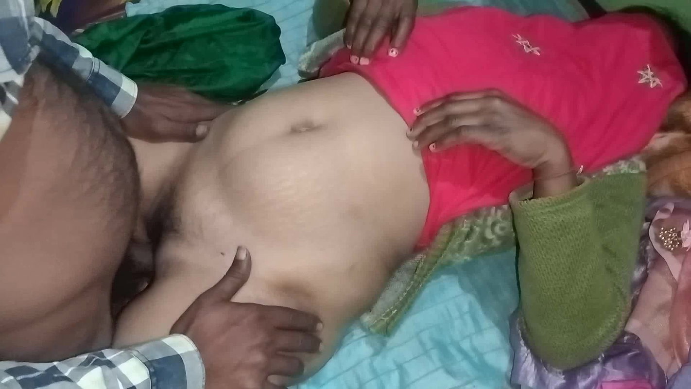 Virgin desi Maal ke chut ko Apne mote land se choda