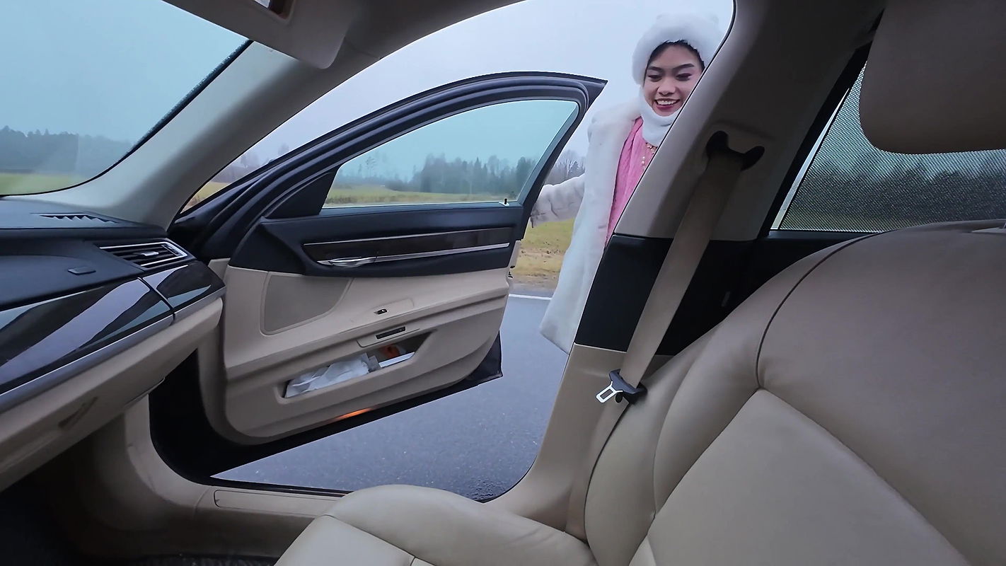 Unrealistically Big Dicked Old Man Brought Me to Costa Del Sol for Sucking His Huge Dick