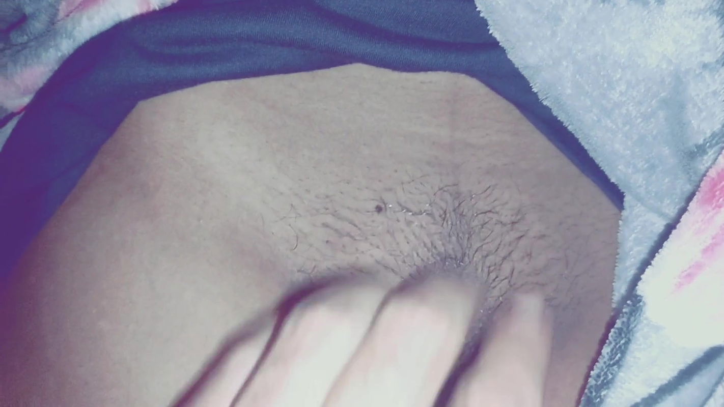 Trying to Fuck My Step Sister at Home When She is Alone