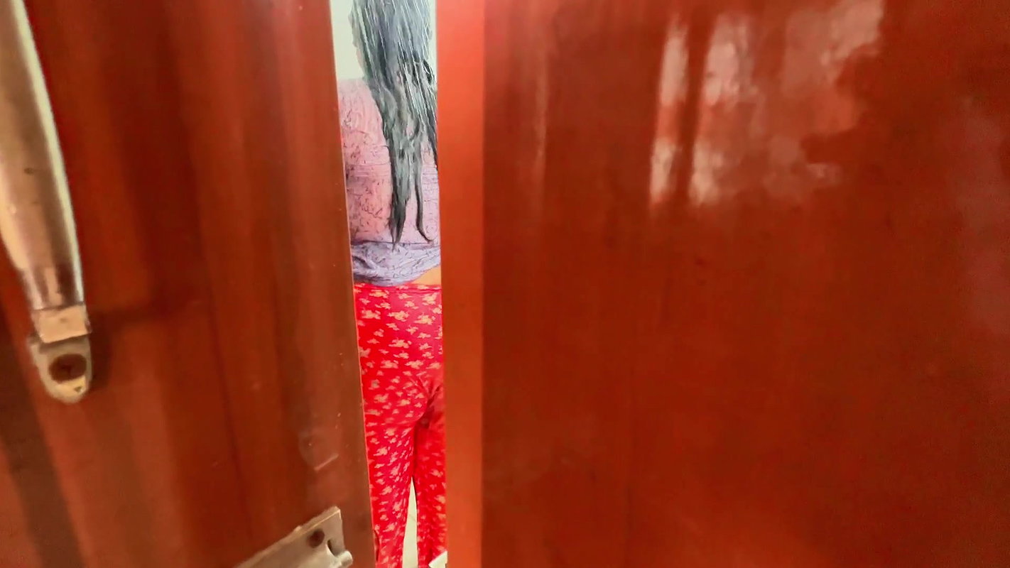 Toilet ki Andar Ayesha Bhabhi Ko Sat Debar ji Jabardast Kya Kand