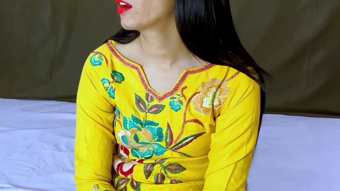 The Servant with a Big Dick Fucked My Step Mother