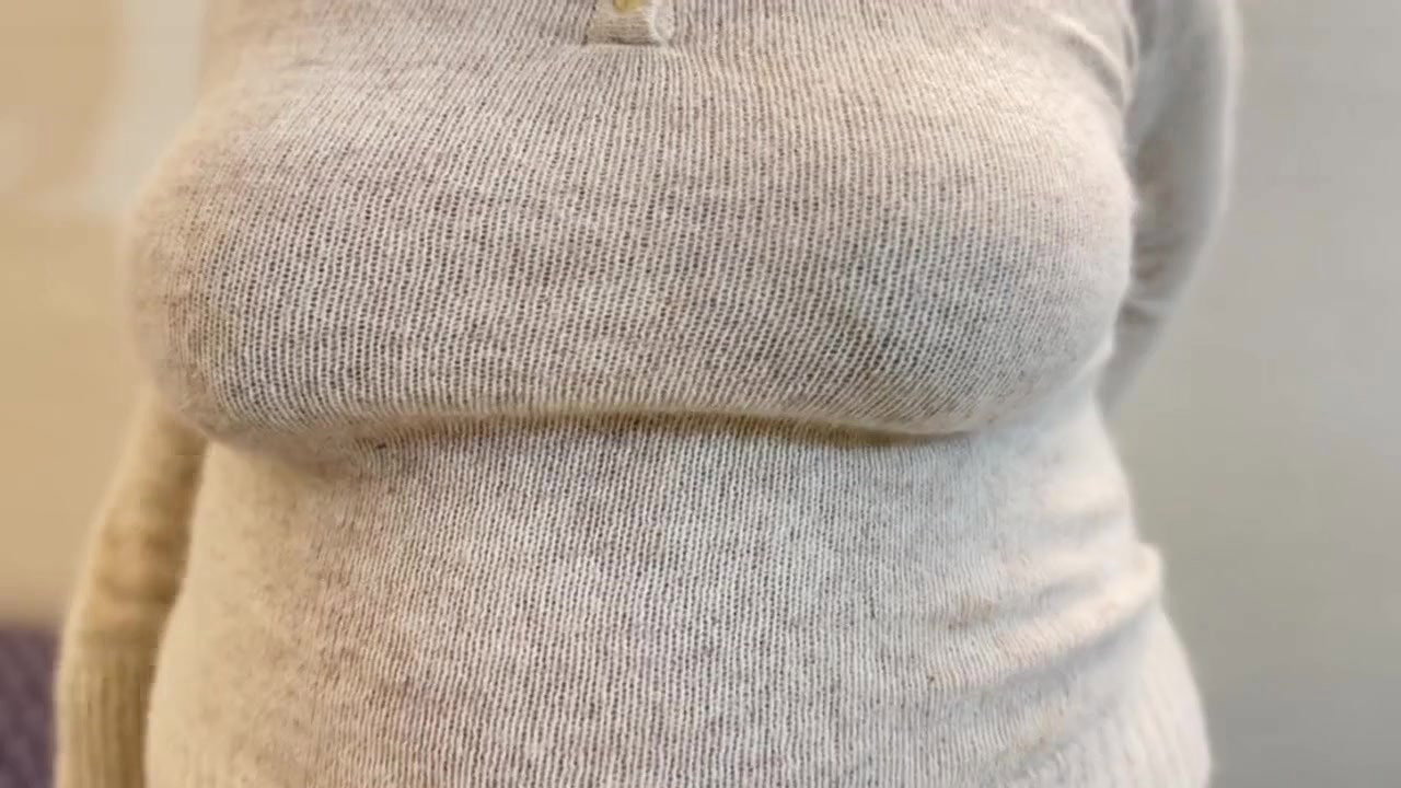 The husband gave the wife only three minutes of fucking and gasped in Hotel