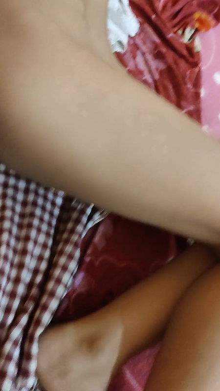 The Guest Who Came to My House Created a Scandal at Night by Putting His Thick Penis in My Pussy