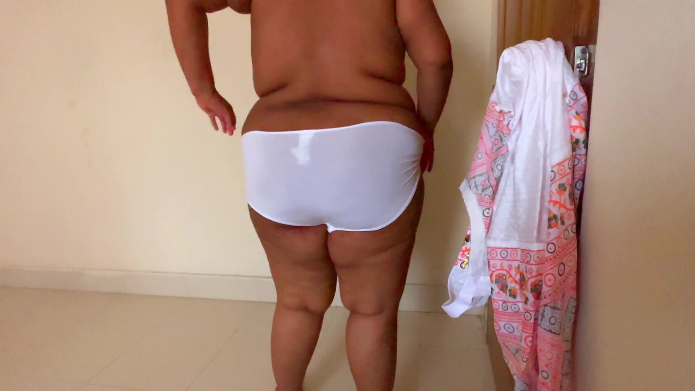 Teen College Girl Fucked By Stranger In Shopping Mall When Her Big Boobs Stuck Under Clothe