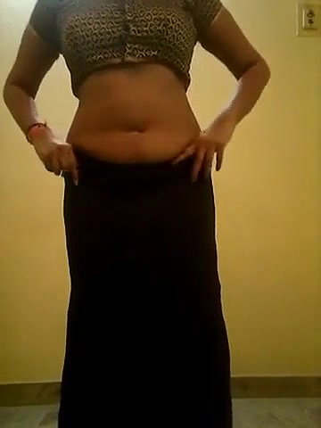 Sangeetha bhabhi in saree video-1