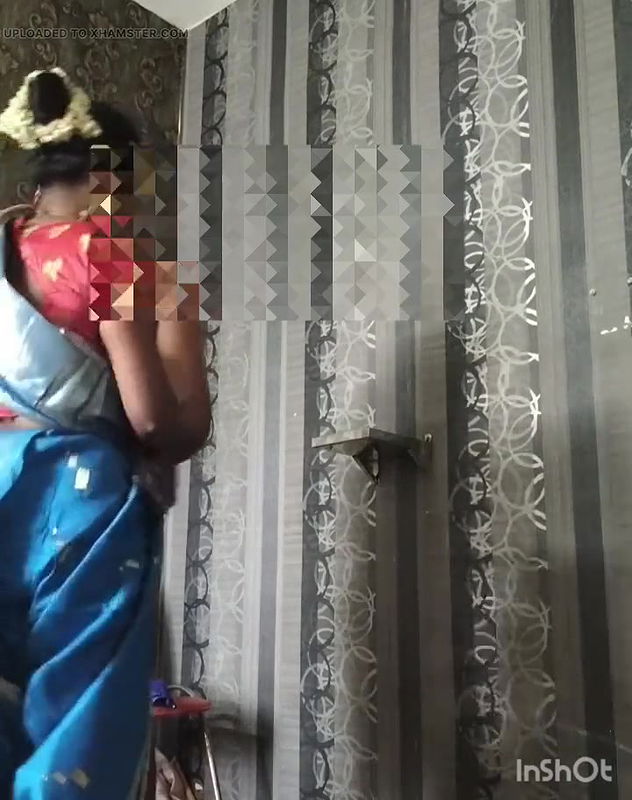 Tamil lady boss with labour 1