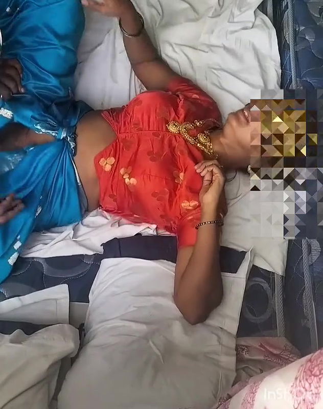 Tamil lady boss with labour 1