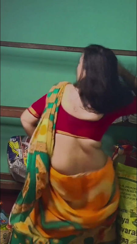 Take the hot young girl of Indian village to the forest and kissed his cheeks and his