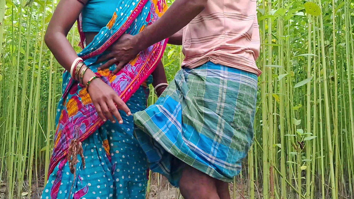 Stepuncle fucked my pussy in the jungle