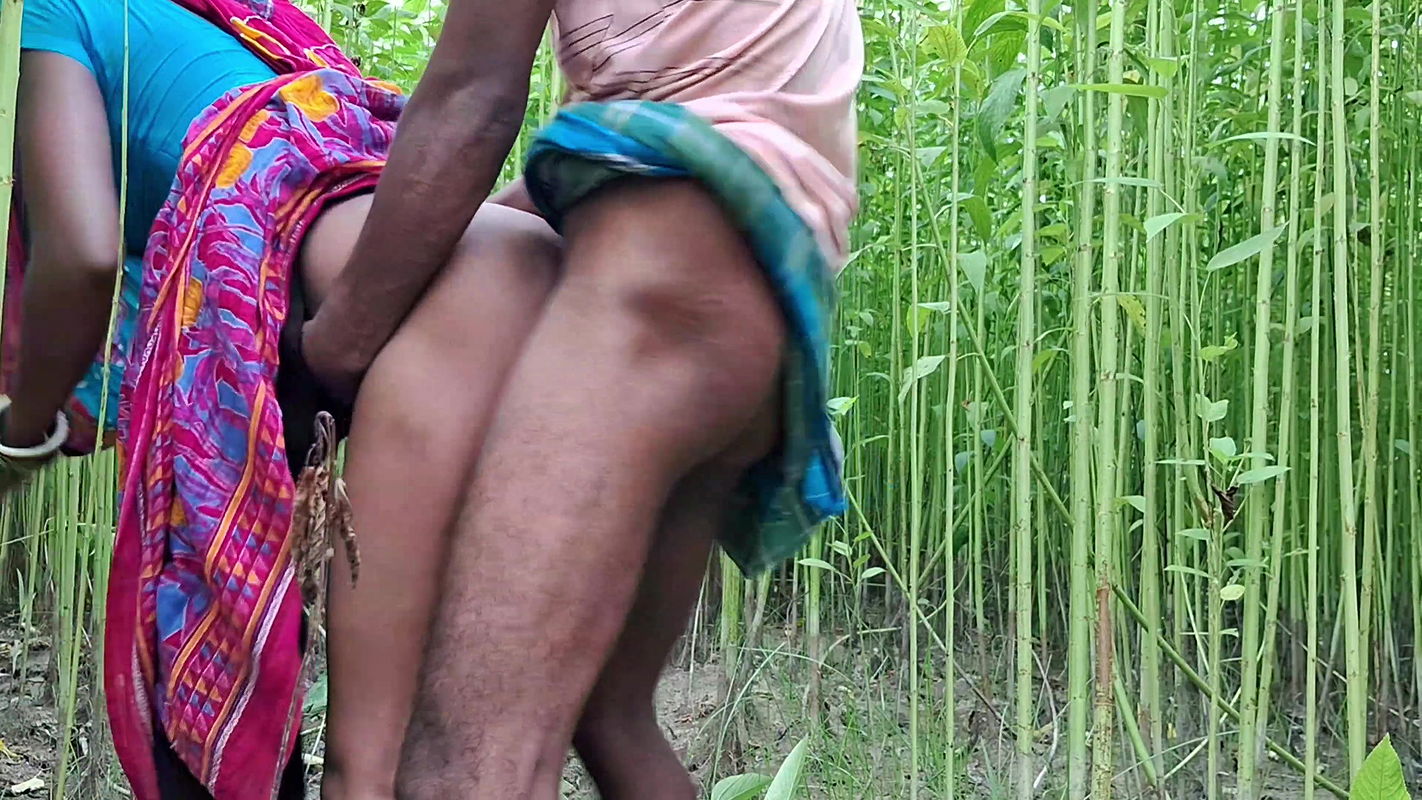 Stepuncle fucked my pussy in the jungle