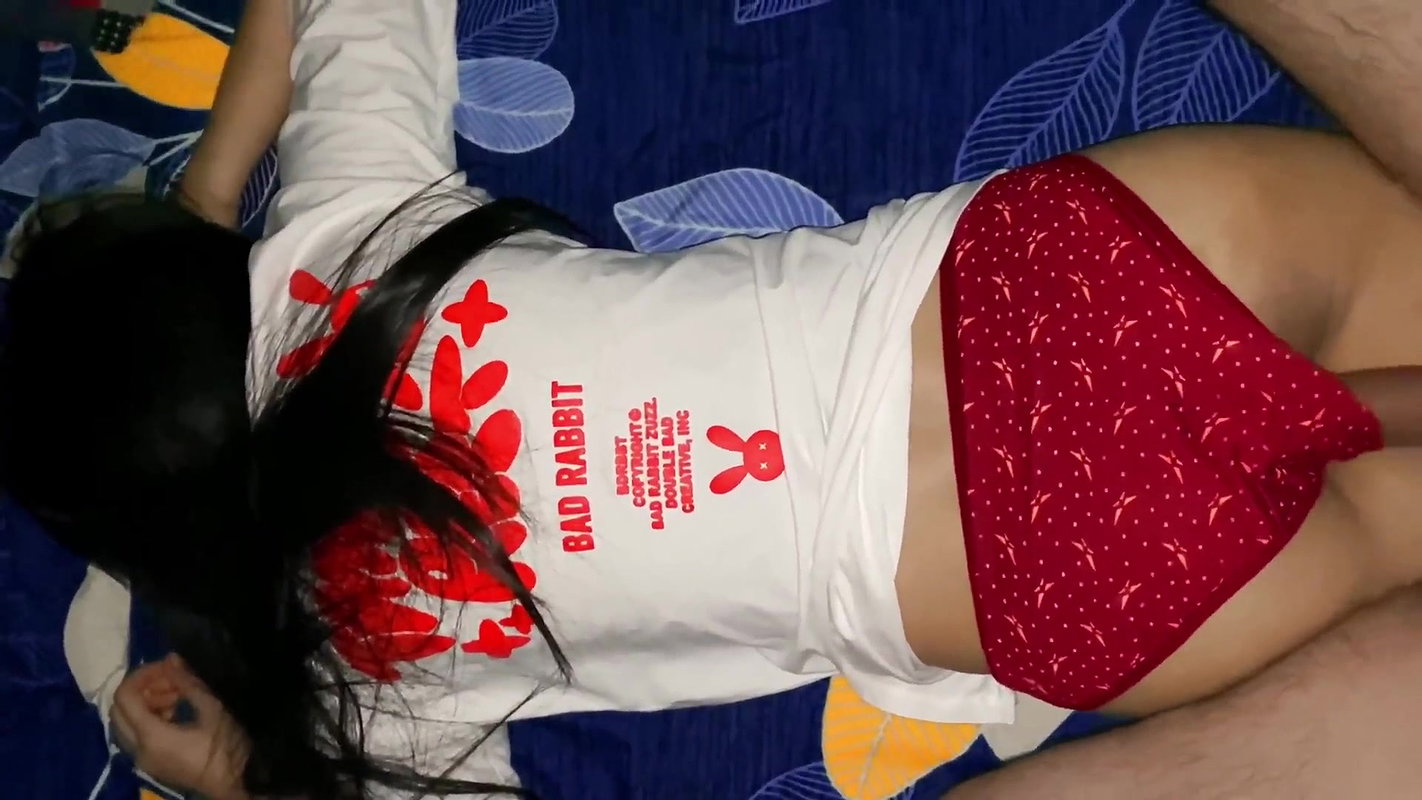 Stepsister Fuck Home for the First Time