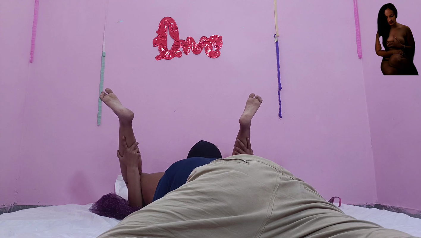 Starring Sexy Queen Desi Zoya Malik bhabhi ne devar ko diya surprise Hindi Clear Audio