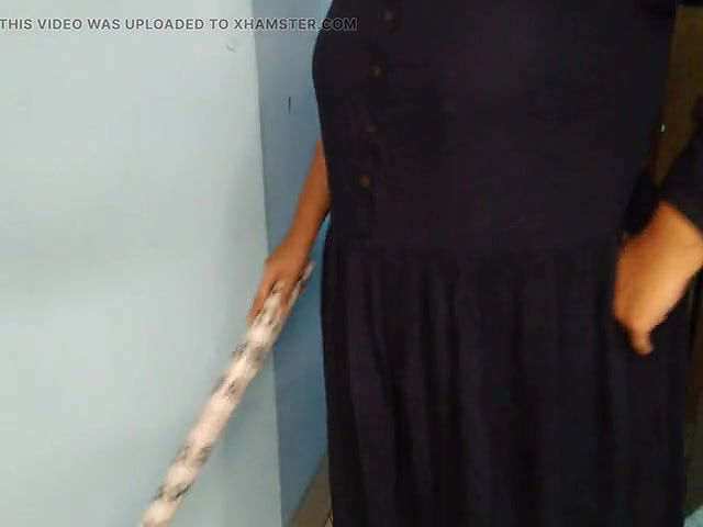 Son-in-law his mother-in-law when wife was not at home (Desi Big ass mother-in-law’s ass destroyed)