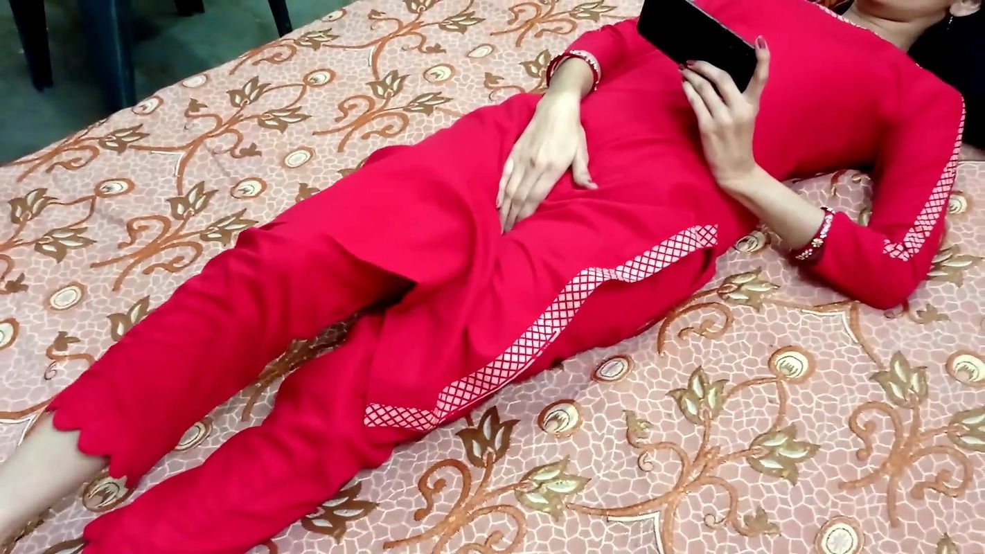 slim girl fucked by tenant – full video with audio part 1