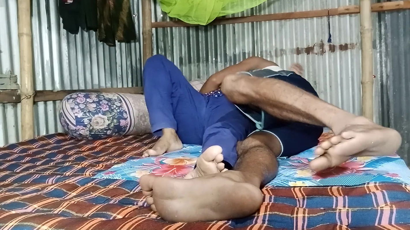 Sister found brother alone and started fucking