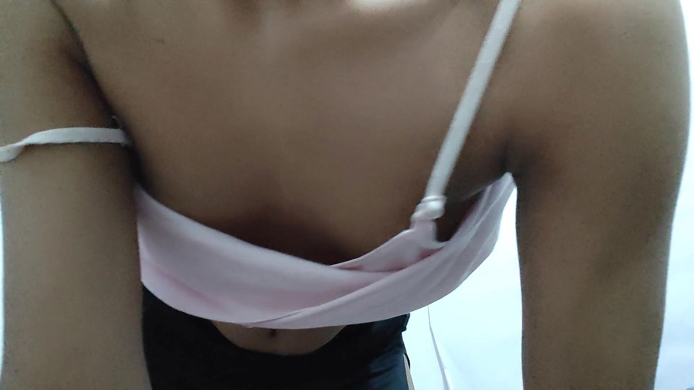 shows off her puffy pussy