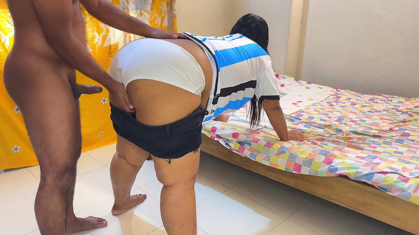 Sexy Nakurni ne Boss Ko Sat Choda Chudi karana chahate hain Office per Promotion ke lie