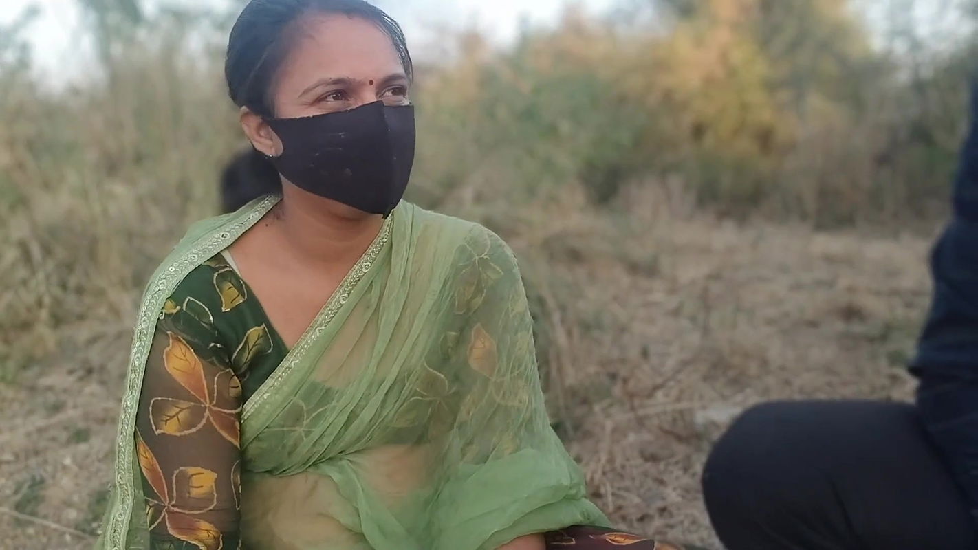 Sex on the farm by listening to notty niece joke, Fucked her uncle outdoor jungal sex with Full Hindi audio