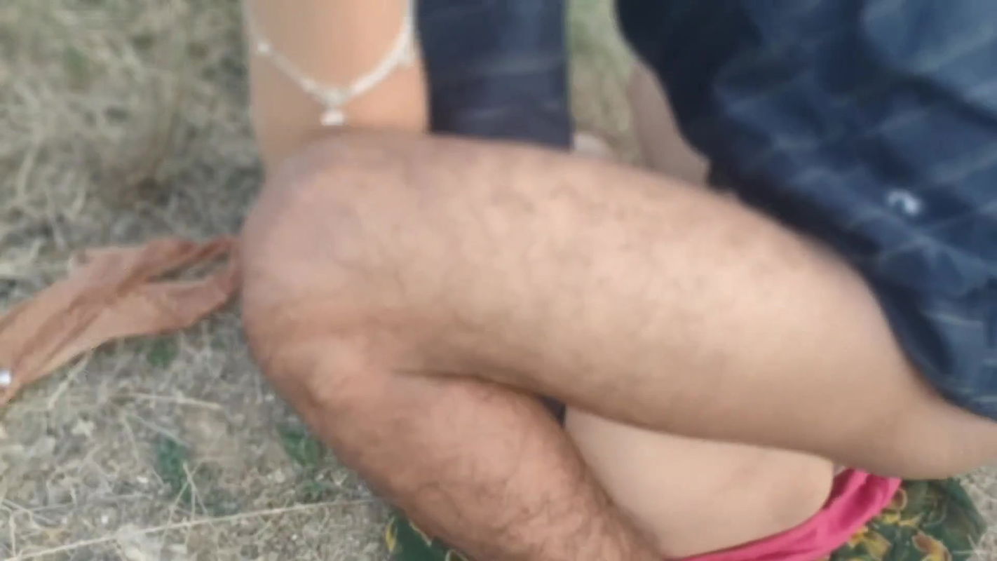 Sex on the farm by listening to notty niece joke, Fucked her uncle outdoor jungal sex with Full Hindi audio