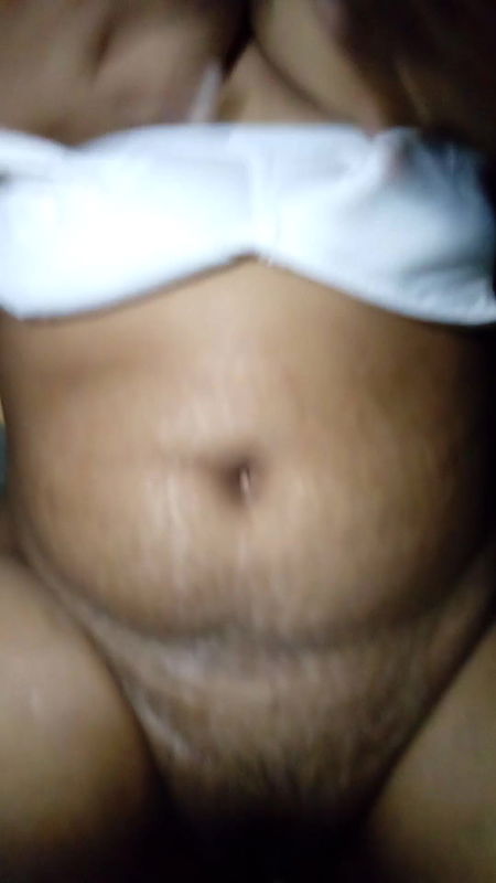 Seema bhabhi ke chut ka paani