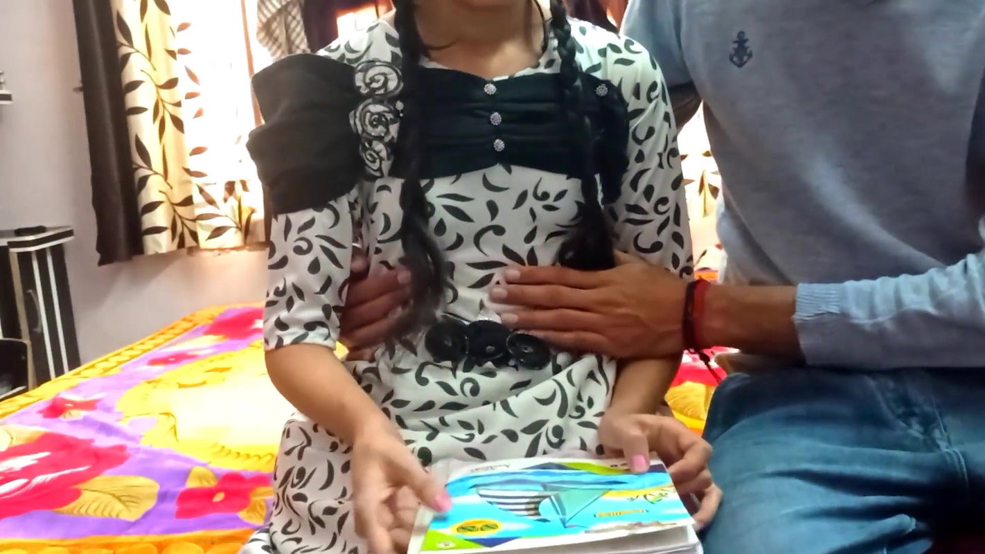 School girl fucked hard by uncle – Hindi desi porn with audio