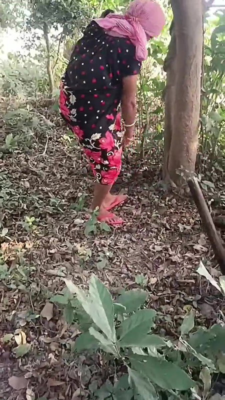 radish from up the tree anal outdoor sex hot nomita bhabhi
