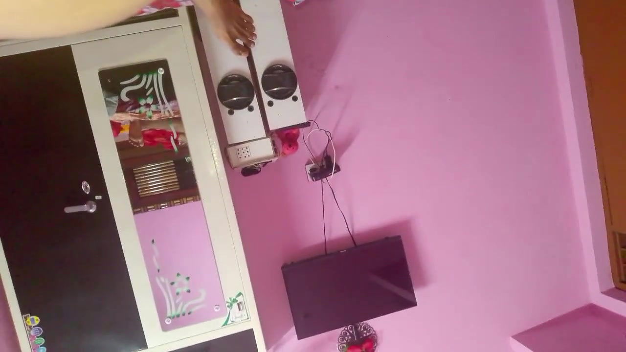 Put Hindi audio in the ass today